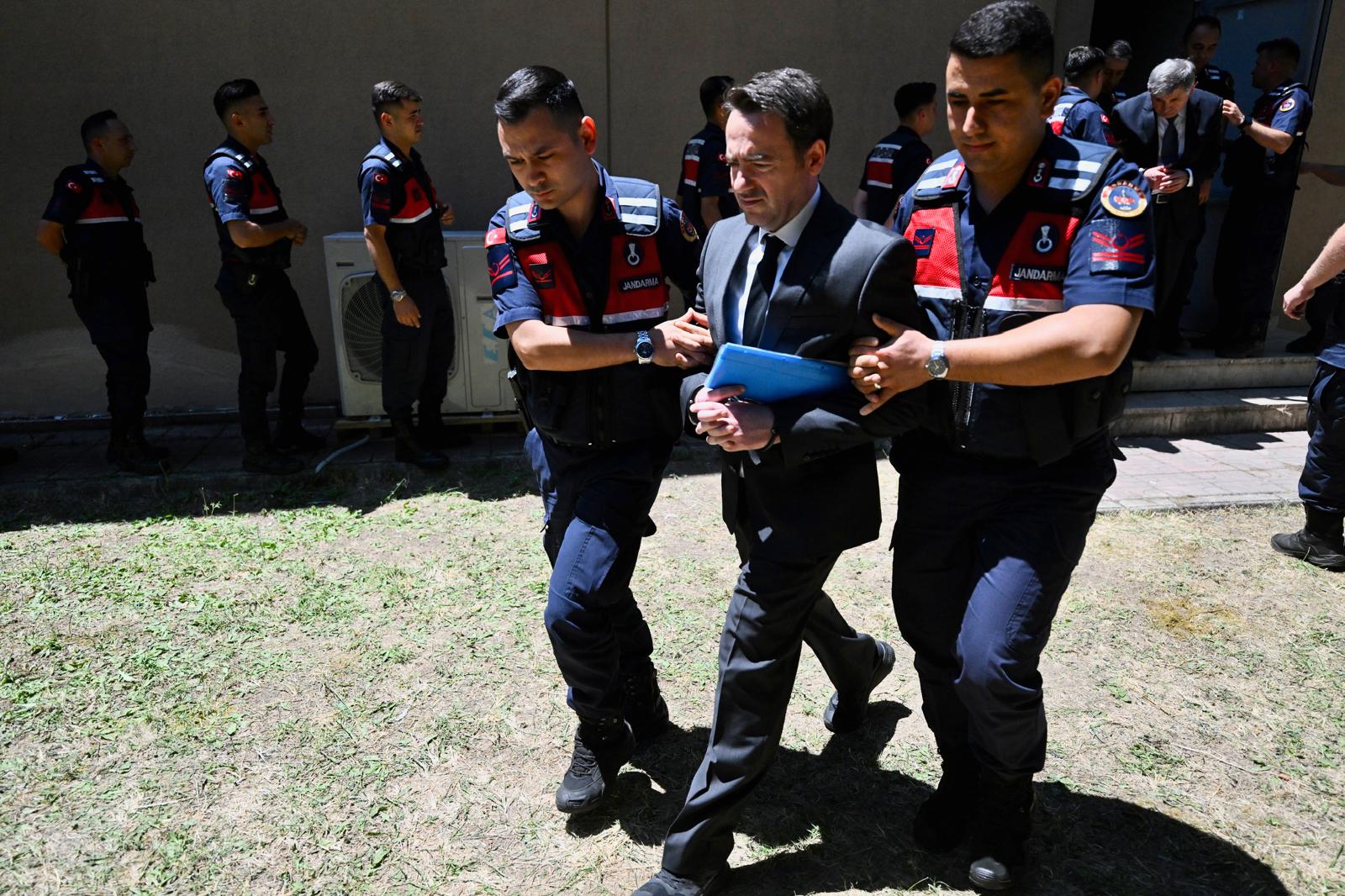 78 K I S I N I N O L D U G U G R A N D K A R T A L O T E L Y A N G 992766 312624