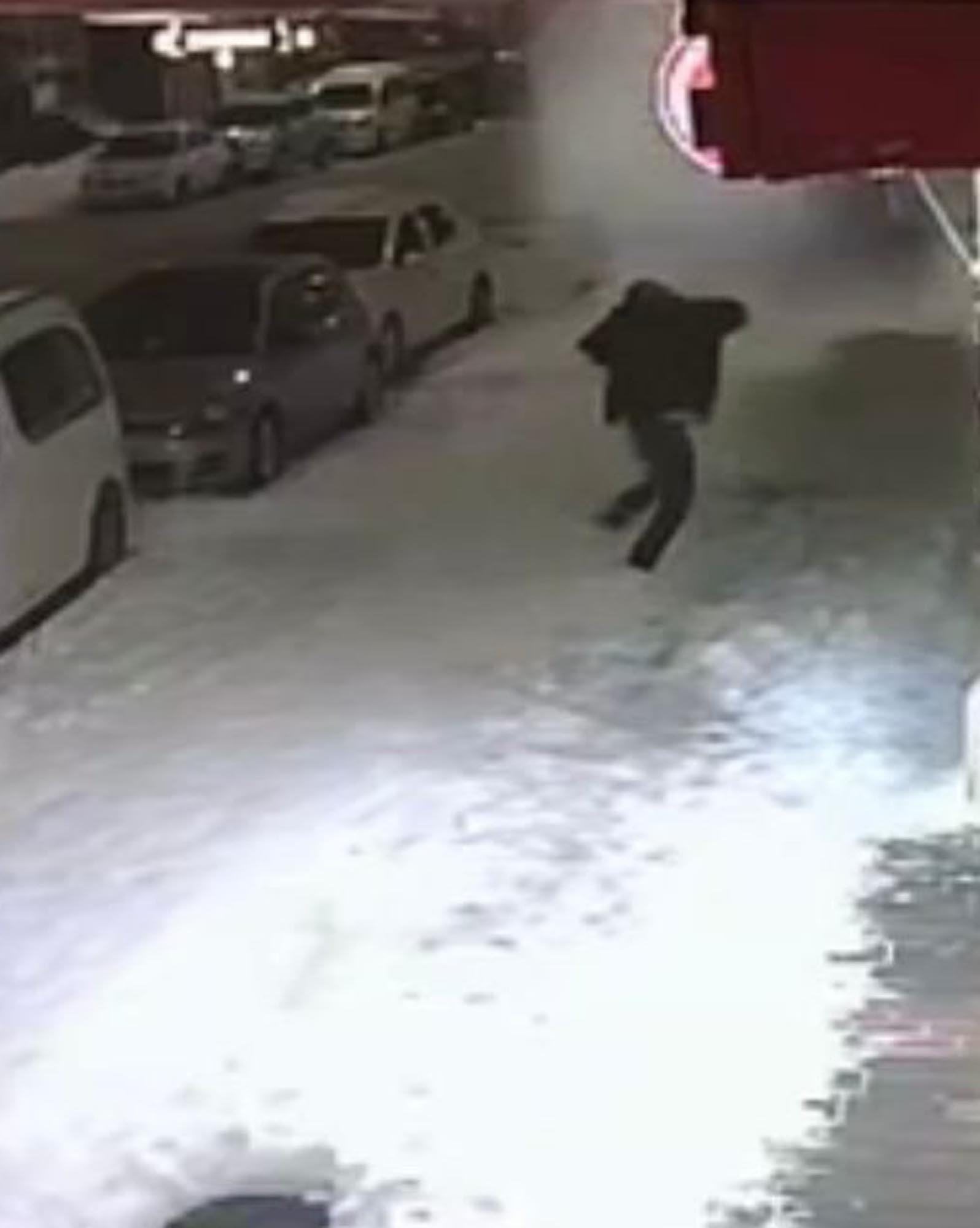 6 K A T L I B I N A N I N C A T I S I N D A N K A R K U T L E S I D 1107439 328794