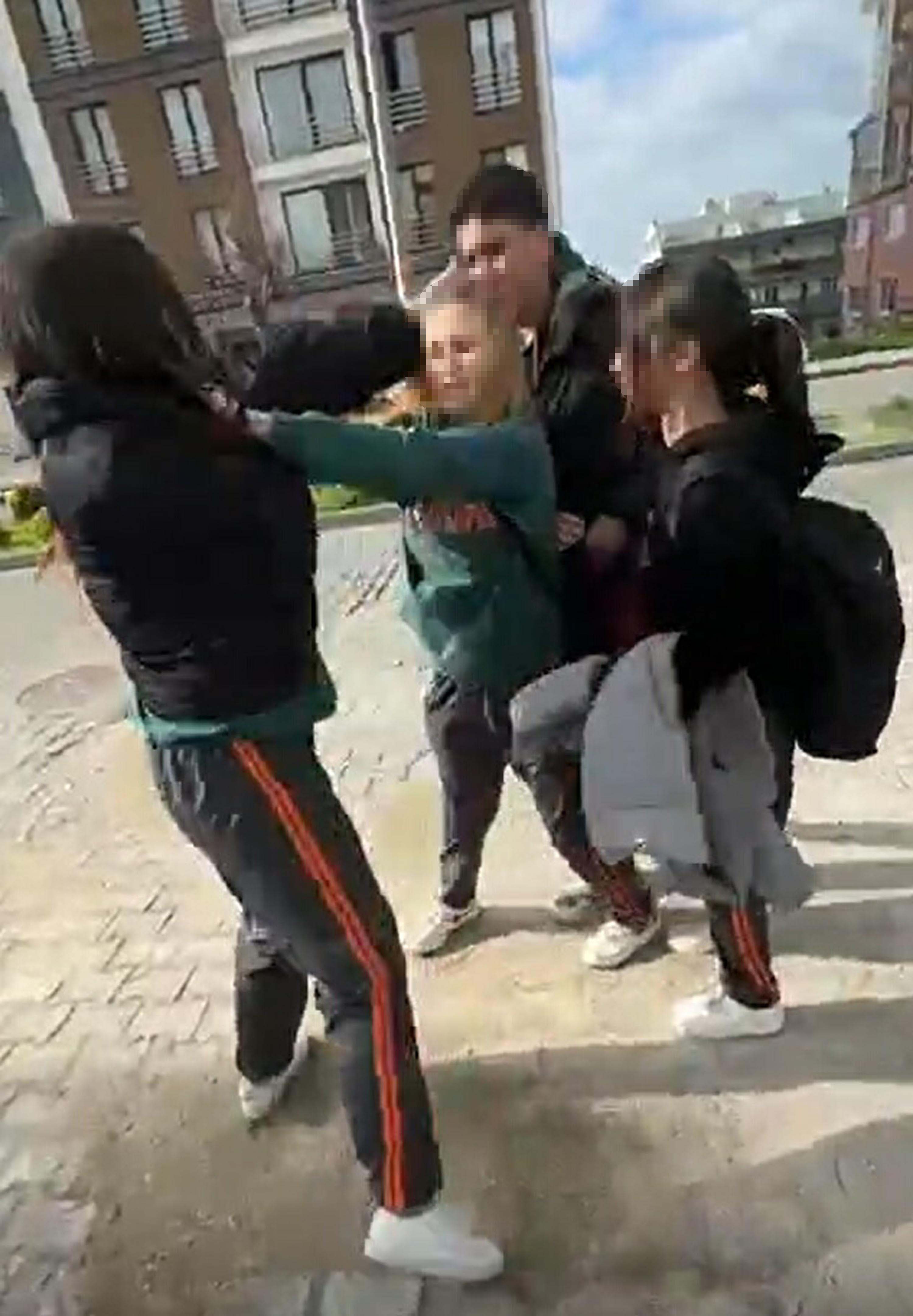 14 Y A S I N D A K I K I Z O G R E N C I N I N Y A S I T I T A R A F 1159178 344185