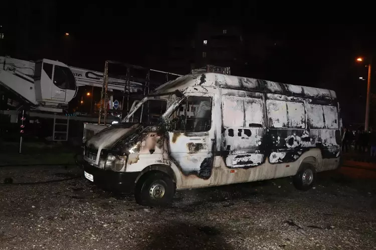 698E307A6A554F24E6880332