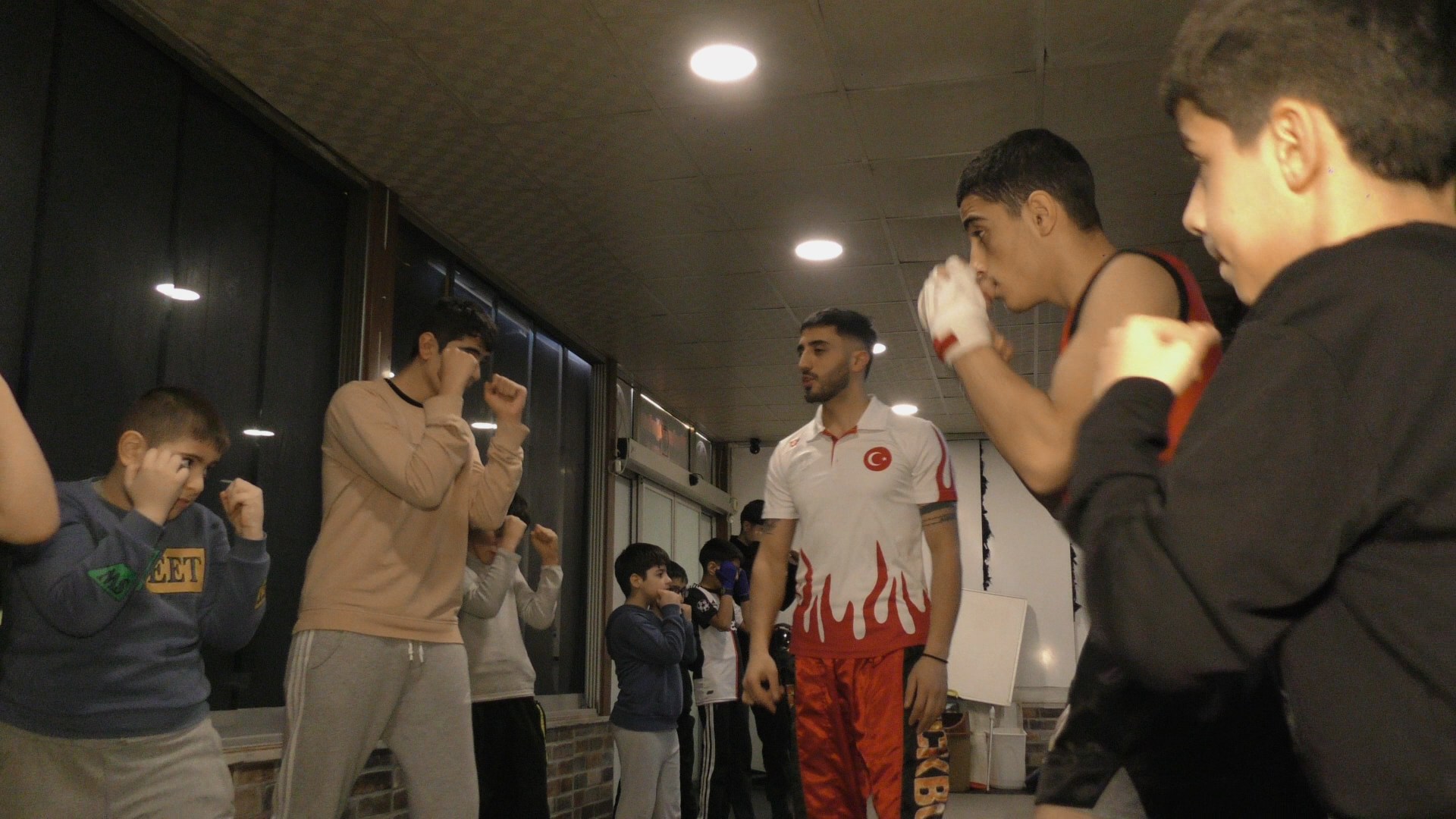 Gençleri kötü alışkanlıklardan sporla koruyor