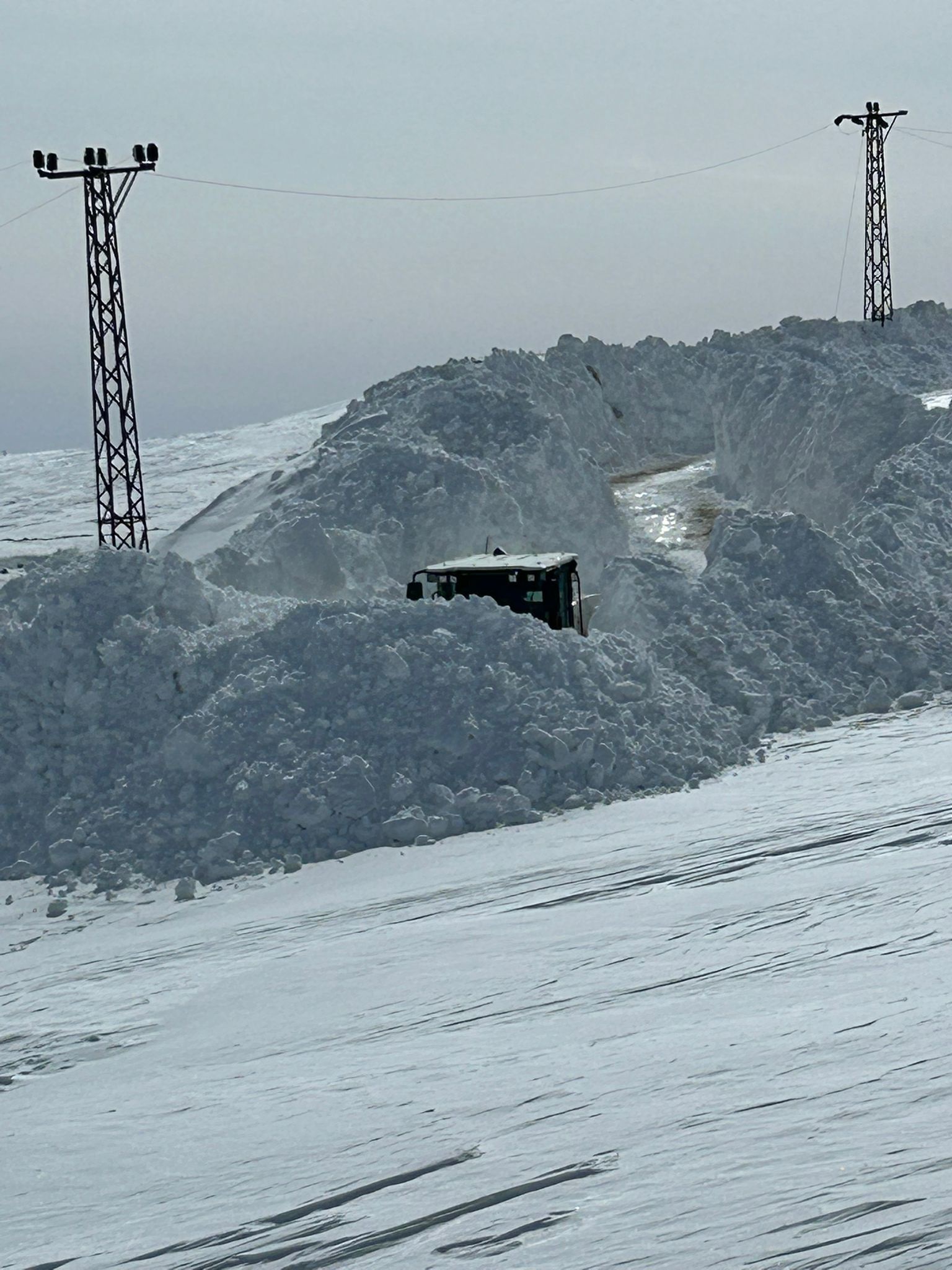 K A R D A N K A P A N A N A S K E R I U S B O L G E Y O L L A R I 5 1151942 342106