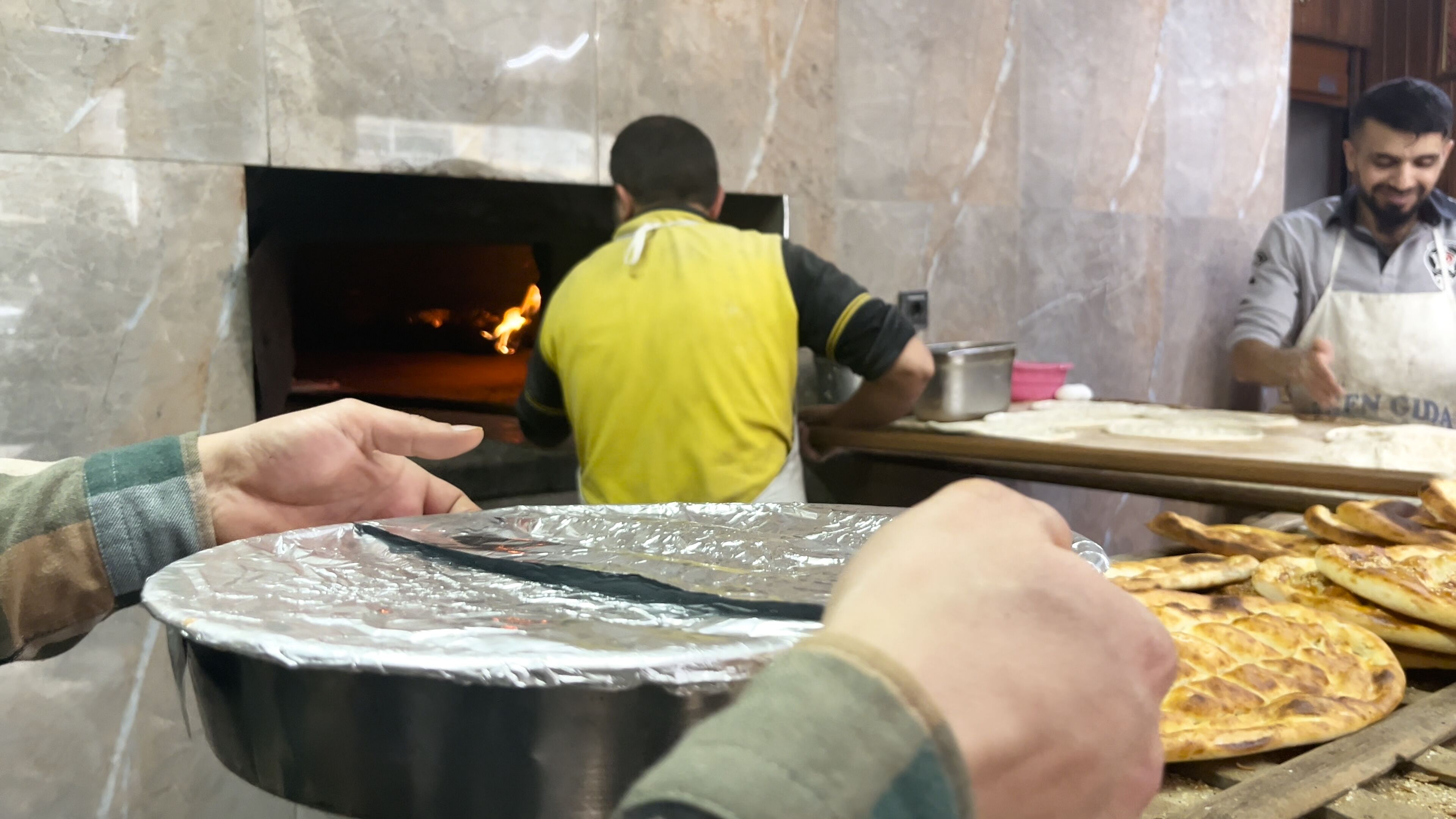 Siirt'te ramazanda fırınlarda tepsi ve güveç yoğunluğu