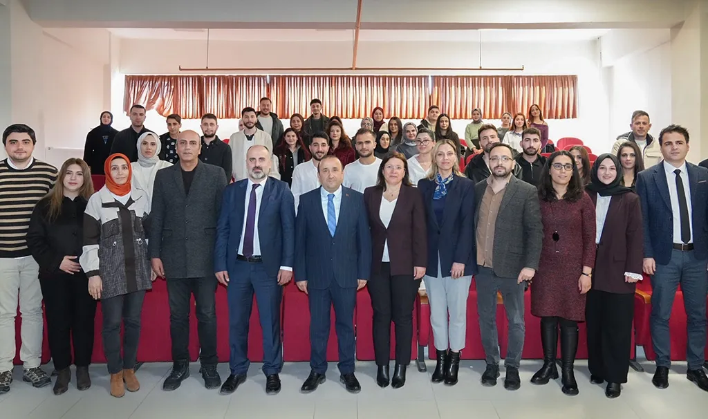 Hakkari Üniversitesi’nde Vergi Haftası söyleşisi