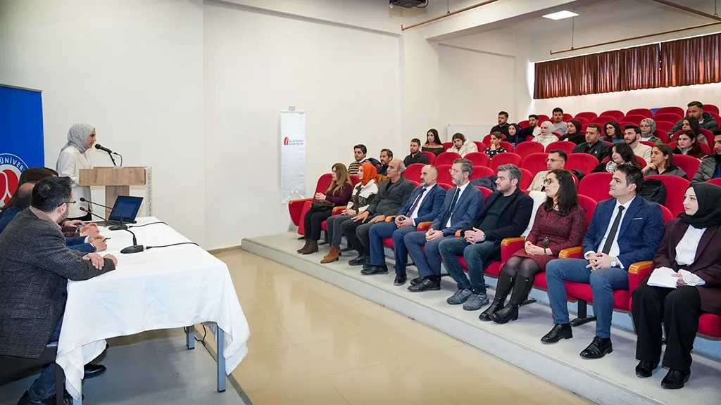 Hakkari Üniversitesi’nde Vergi Haftası söyleşisi