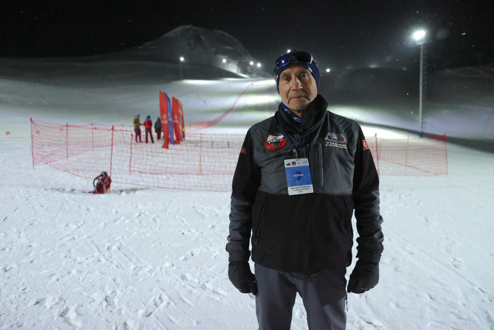 Dağ kayağında kadın sporcular yeni başarılara odaklandı