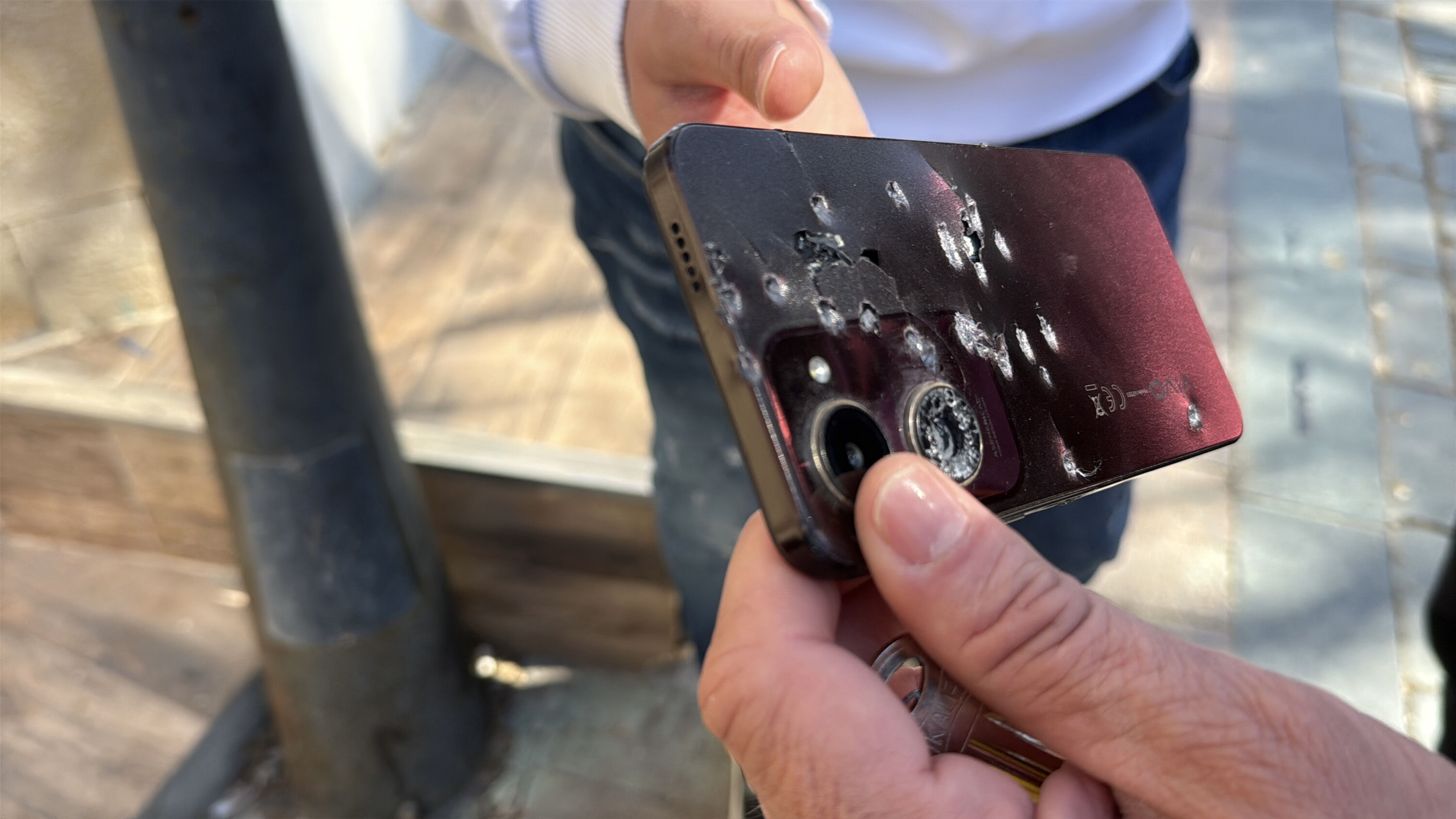 Tartıştığı butik sahibine pompalı tüfekle saldırdı: 3 yaralı