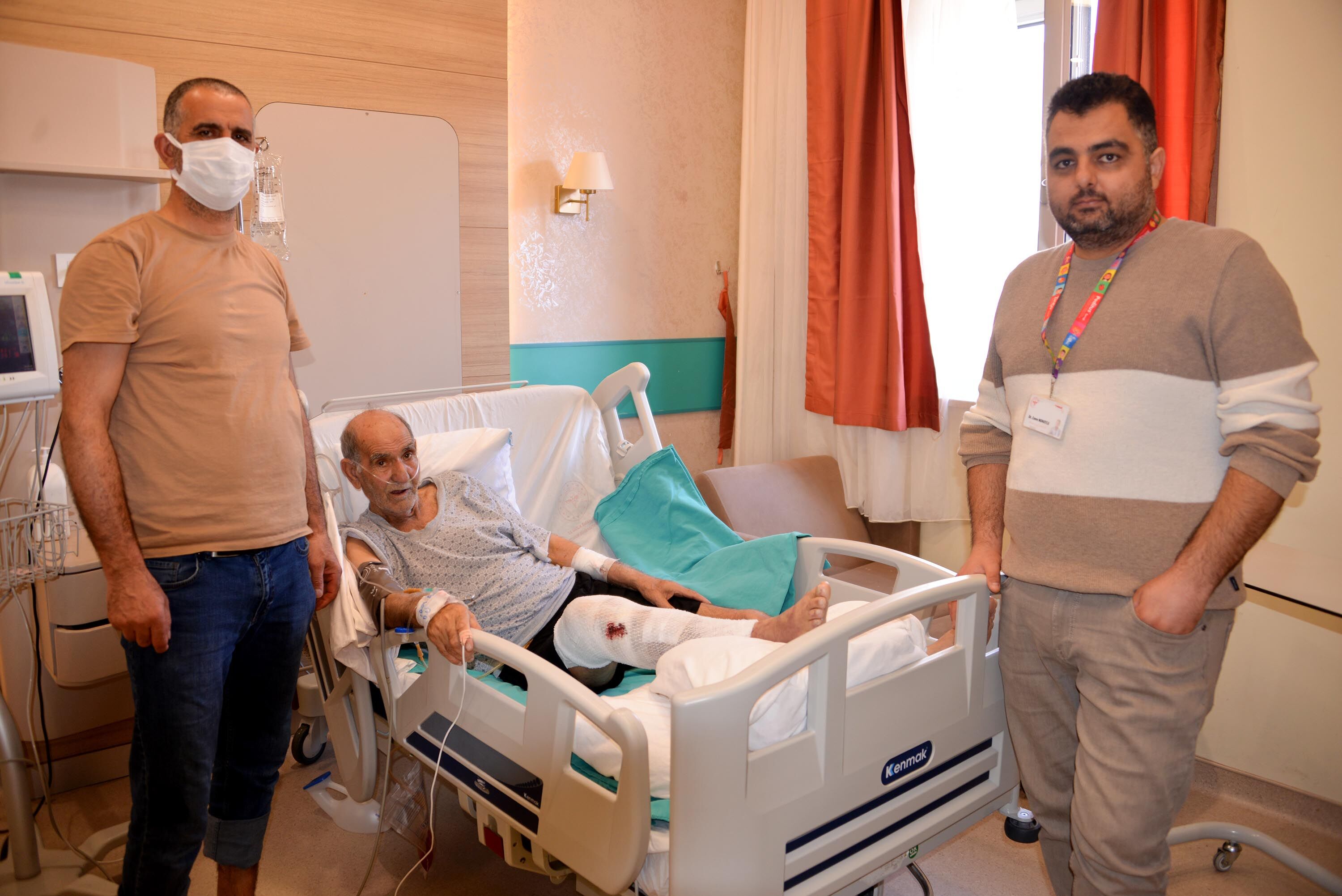 Lavaboyu açmaya çalıştı, kimyasal yanıkla hastanelik oldu