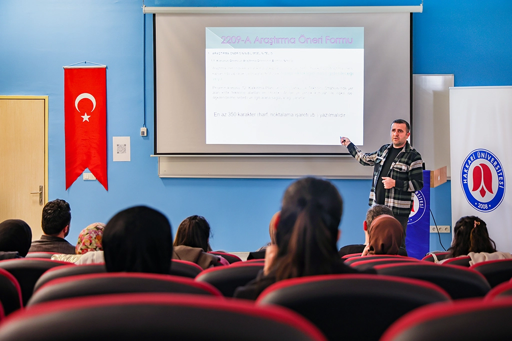 Hakkari Üniversitesi’nde proje eğitimi verildi