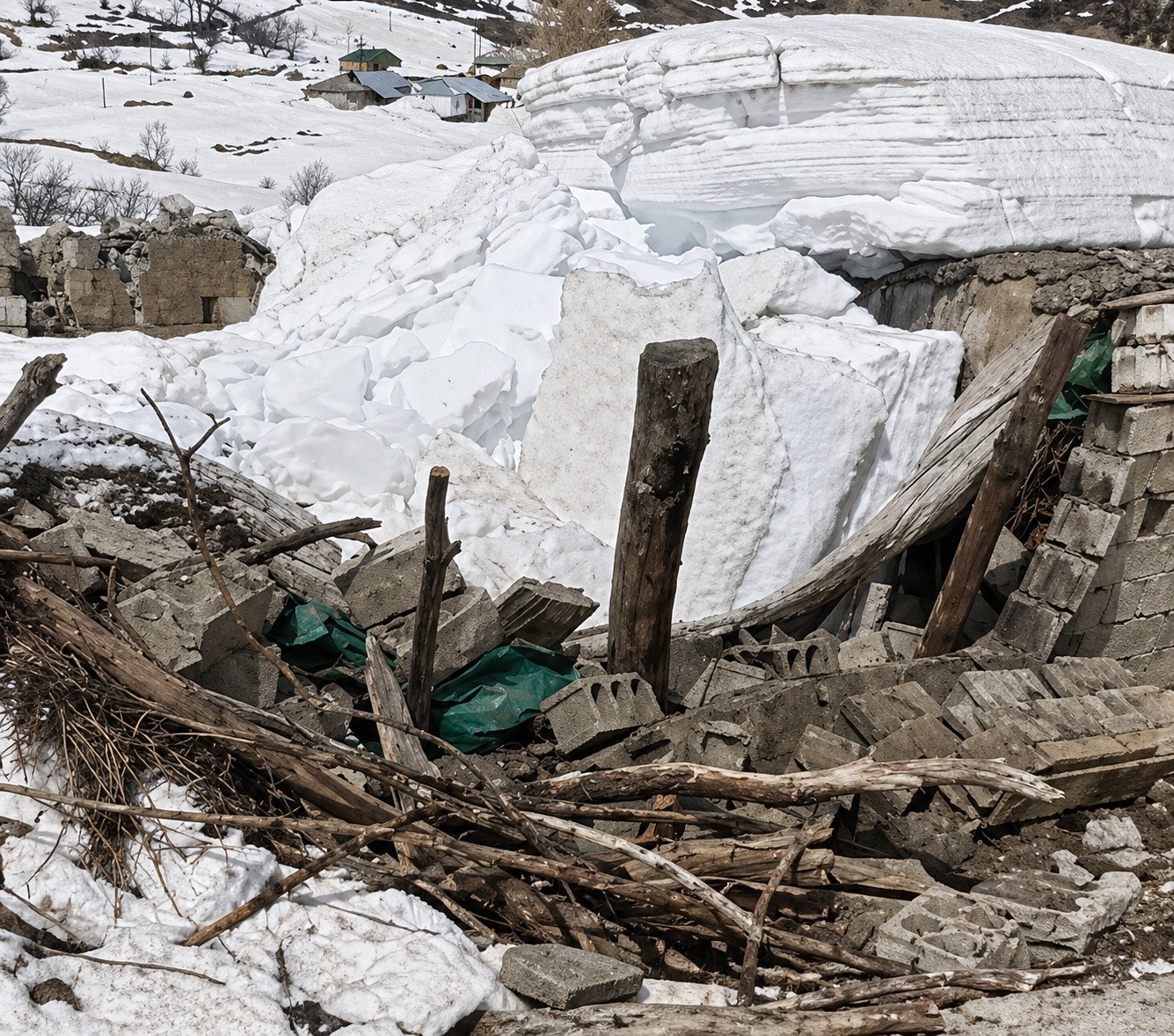 Hakkari’de 3.1’lik deprem paniği: Köyde hasar  oluştu