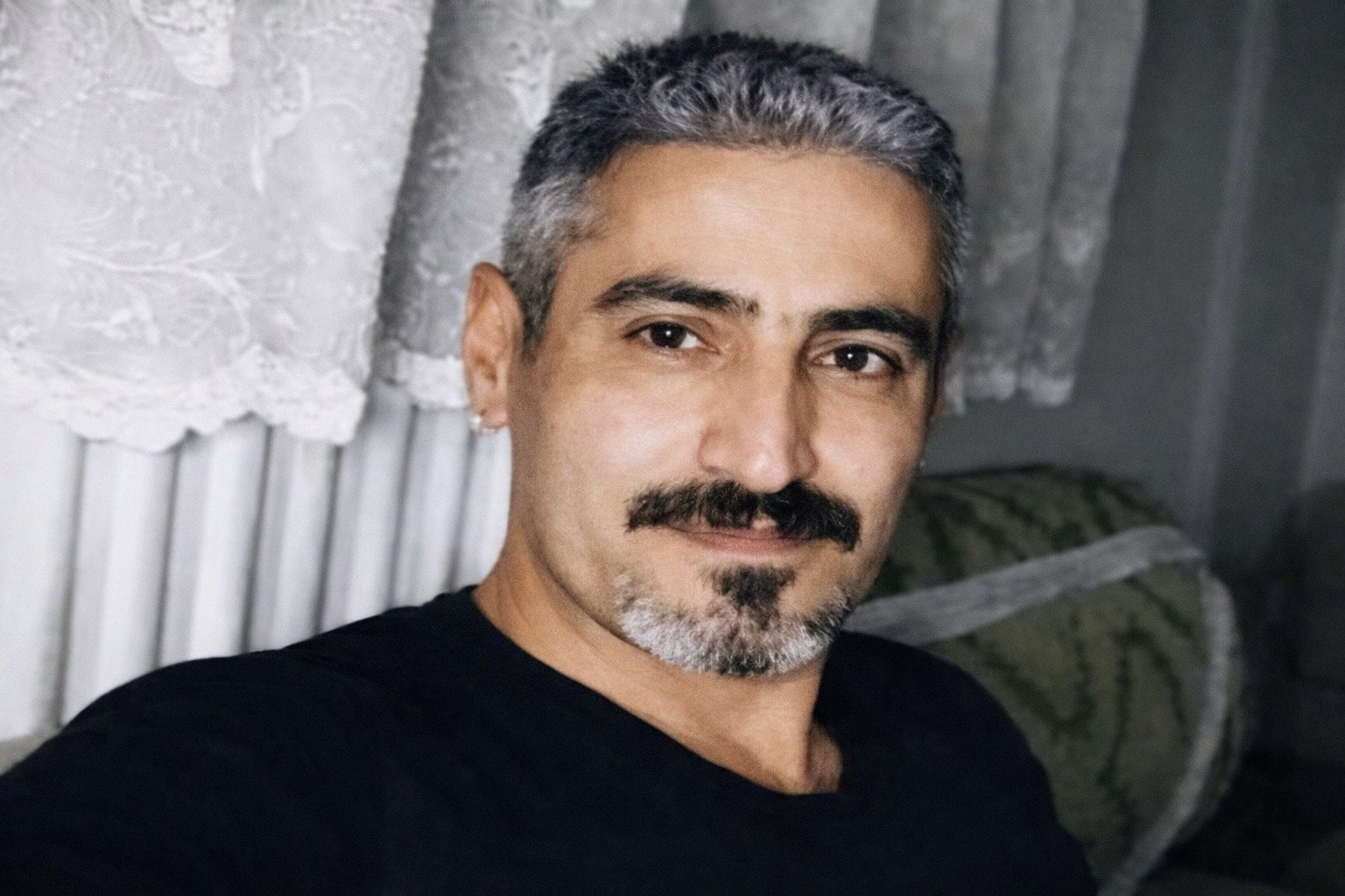 Hakkarili öğretmen canına kıydı