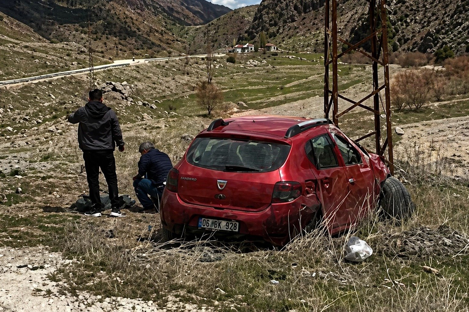 Hakkari–Van karayolunda kaza: 1 ölü, 1 yaralı