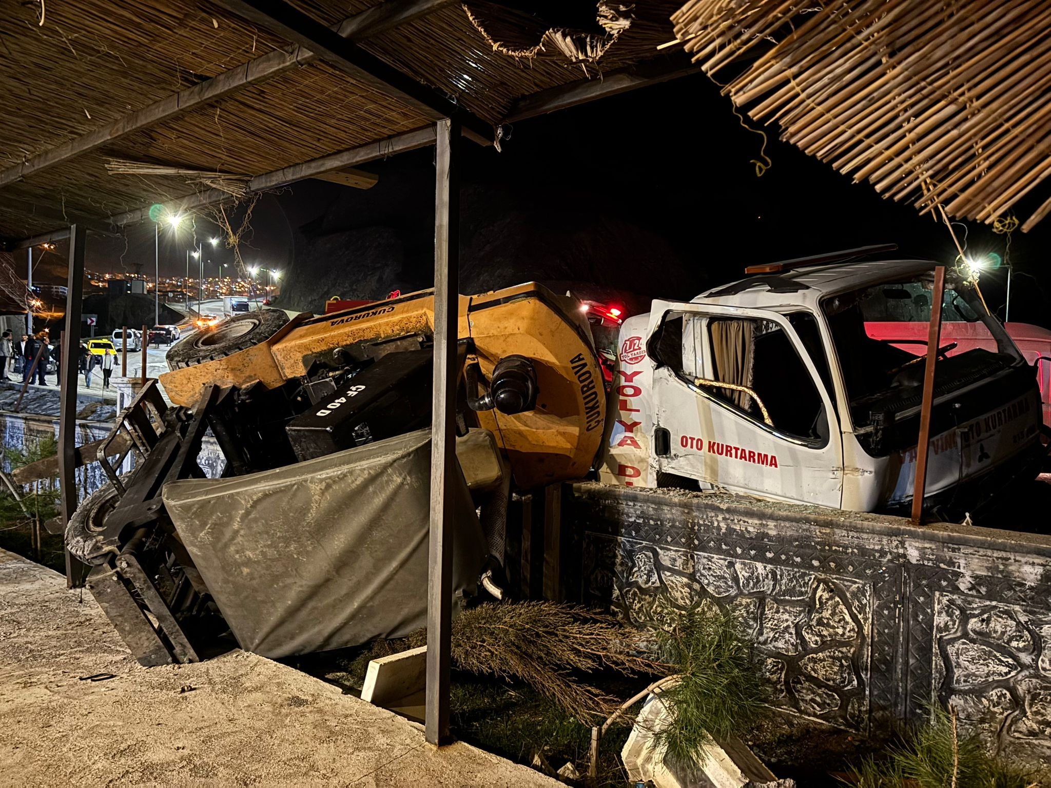 Hakkari Sere Sola Mevkiinde trafik kazası