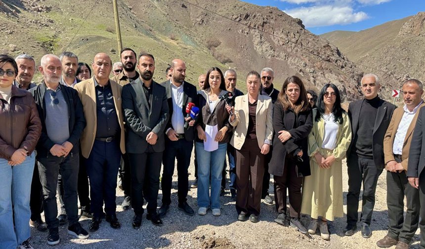 Hakkari İl Genel Meclisi'nden ulaşım krizine tepki