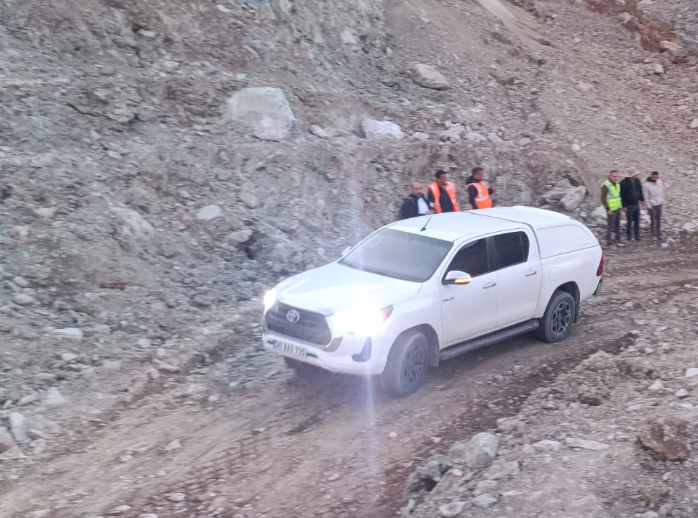 Hakkari Van karayoluna ilk geçiş verildi