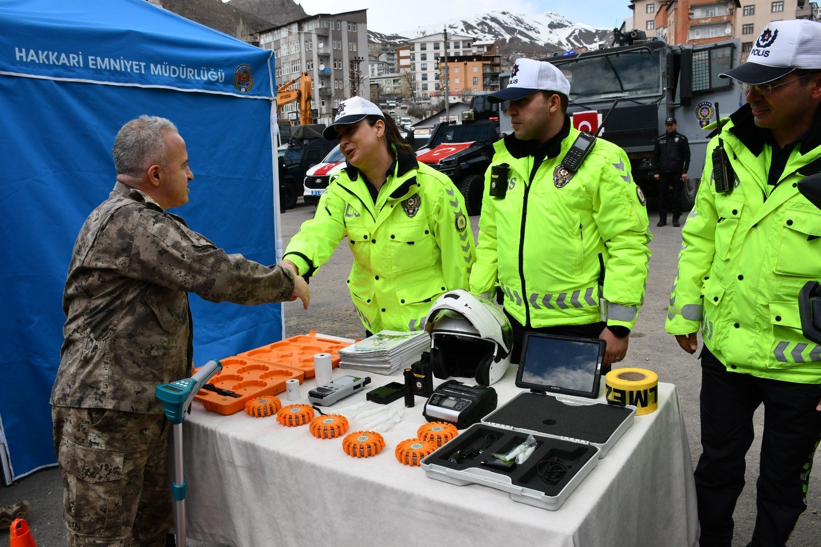 Hakkari'de Polis Haftası etkinlikleri başladı