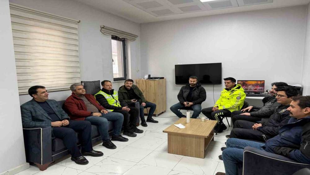 Başkan Şakar’dan polis haftası  sürprizi