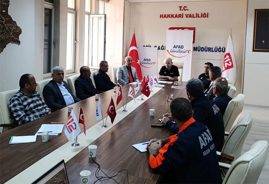 Hakkari AFAD’da taşkın riski toplantısı