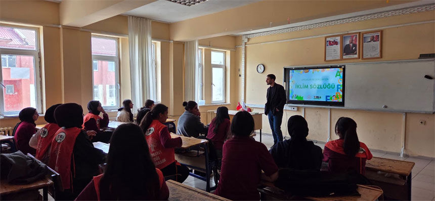 TEMA Vakfı Hakkari’de iklim değişikliği eğitimi verdi