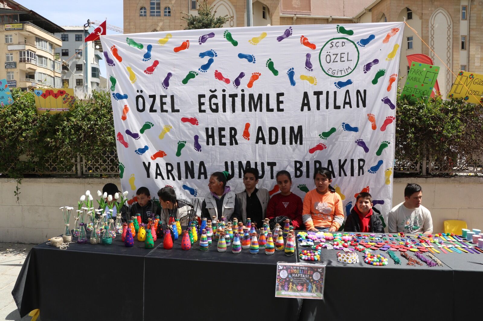 Hakkari’de özel gereksinimli öğrencilerin azmi takdir topladı