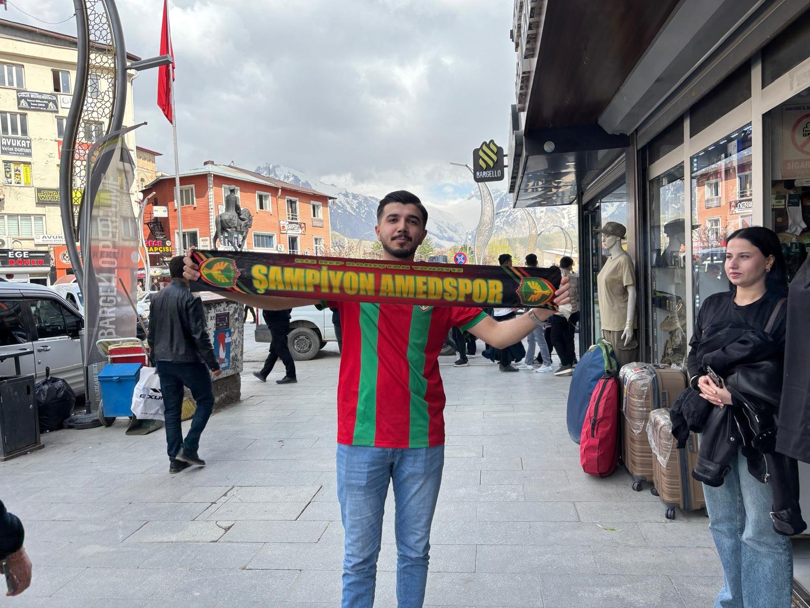 Hakkari’den Amedspor’a maç öncesi destek