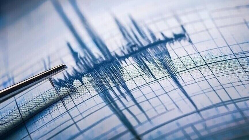 Van'da korkutan deprem; Çevre illerde de hissedildi