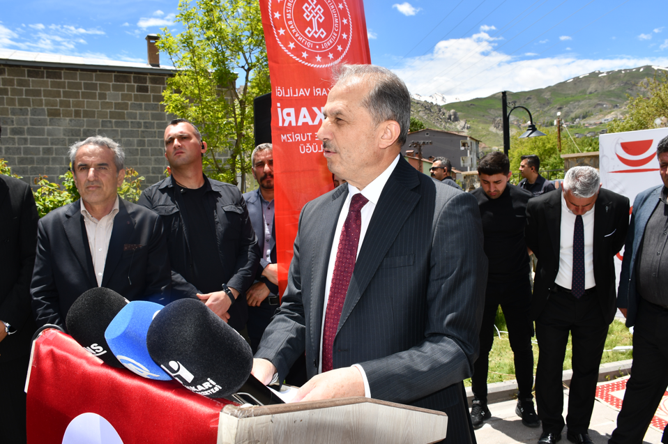 Hakkari'de 3. Yöresel Lezzetler Festivali düzenlendi