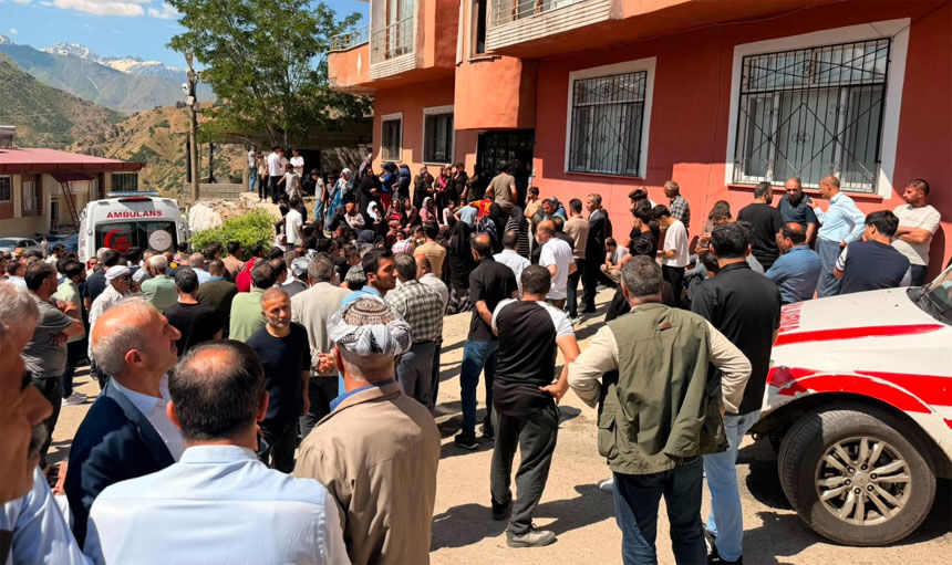 Hakkari'de bir eve silahlı saldırı: 4 kişi öldü