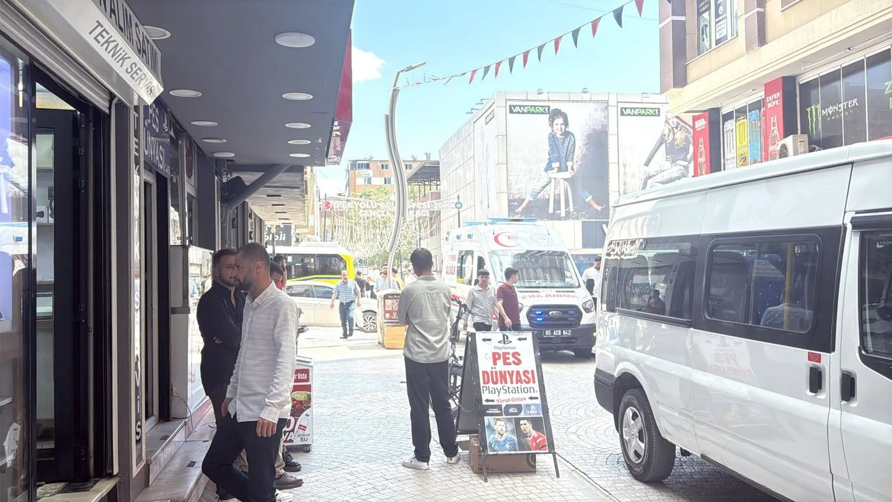 Van’da otel odasında şüpheli ölüm