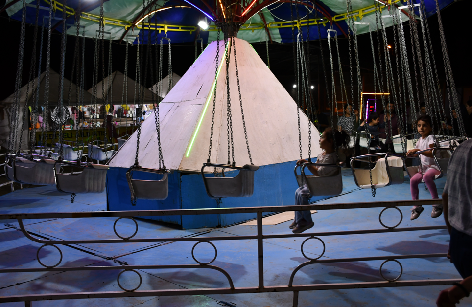 Ray Lunapark yaz gecelerine renk katıyor