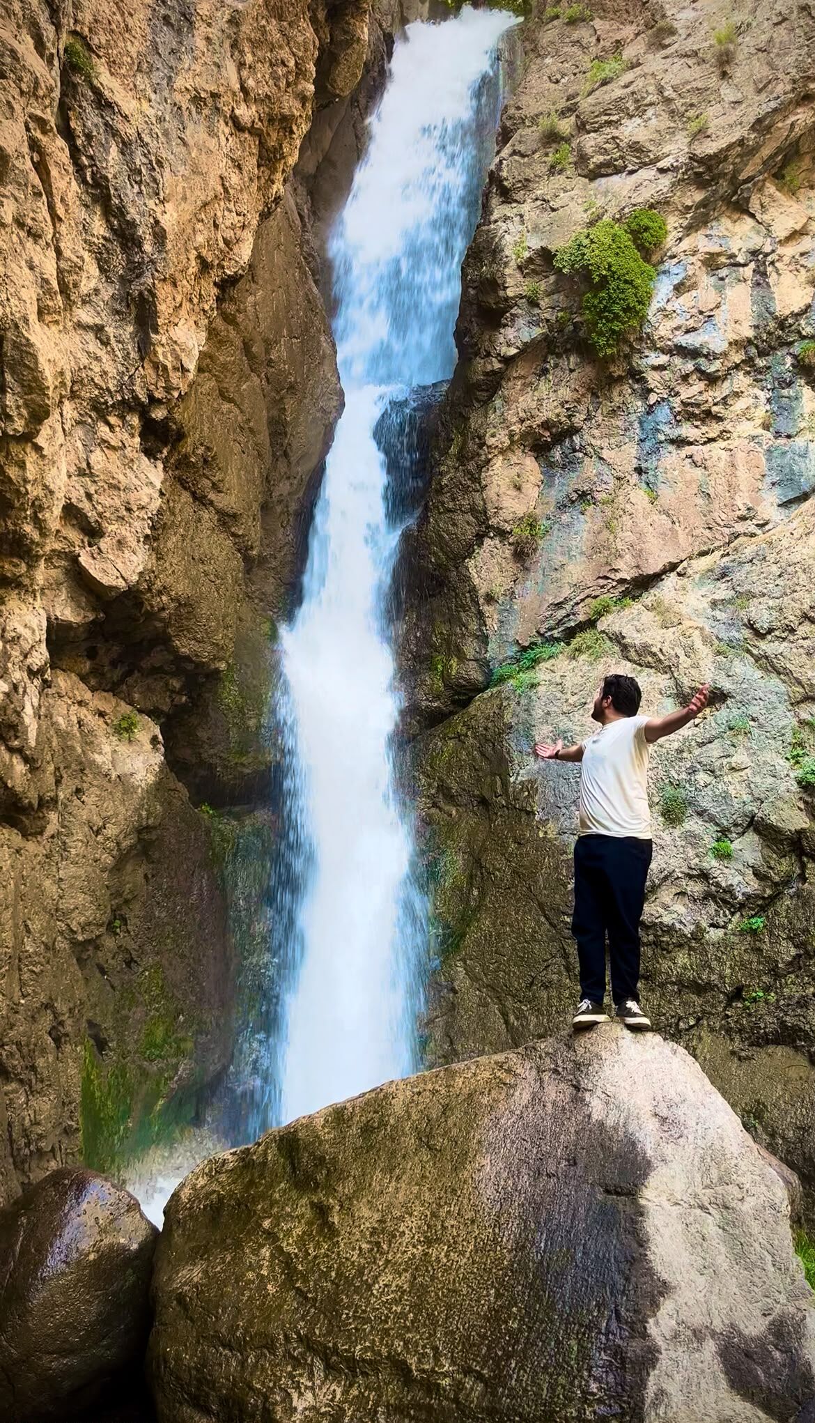 Ahmedi Xâni’nin Memleketi Hakkâri’den Notlar