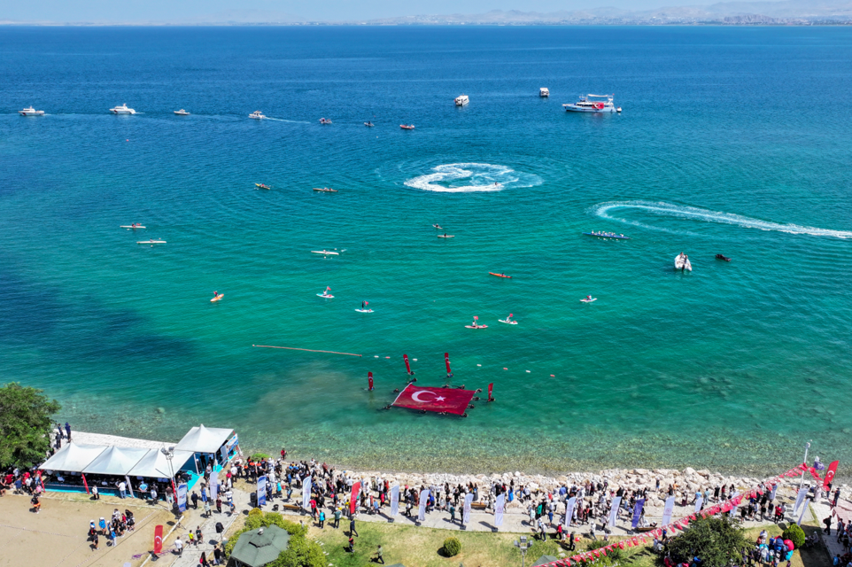 Van Denizi Su Sporları Festivali başladı