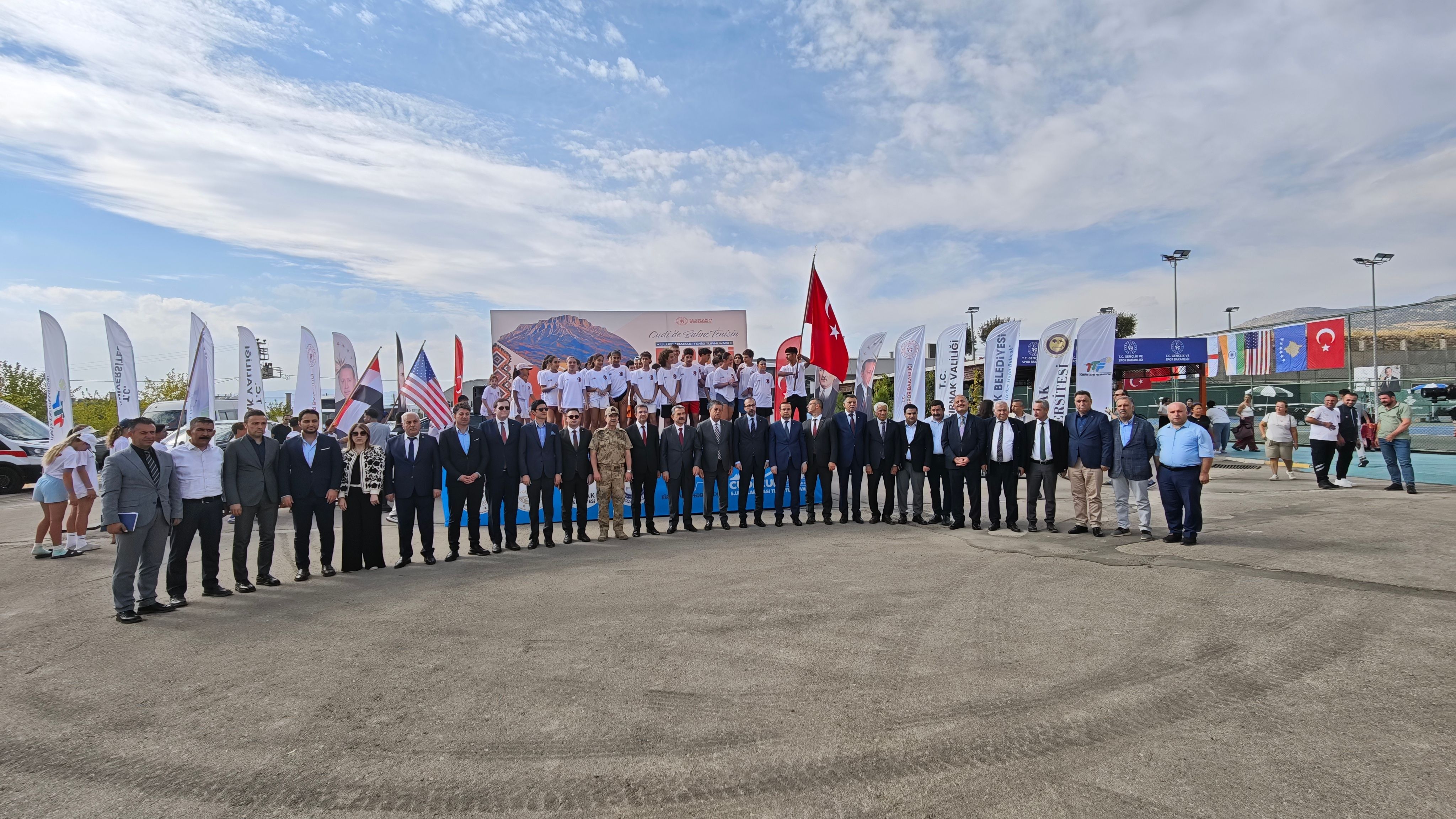 Şırnak’ta 5’inci Uluslararası Cudi Cup Tenis Turnuvası başladı