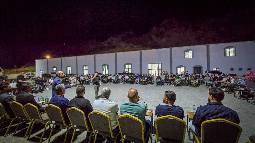 Başkan Demir bu kez Çukurcalı gençleri dinledi
