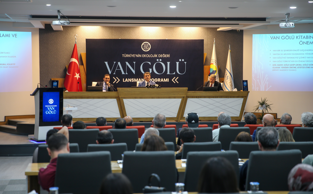 Van Gölü'nün ekolojik değeri kitaplaştırıldı
