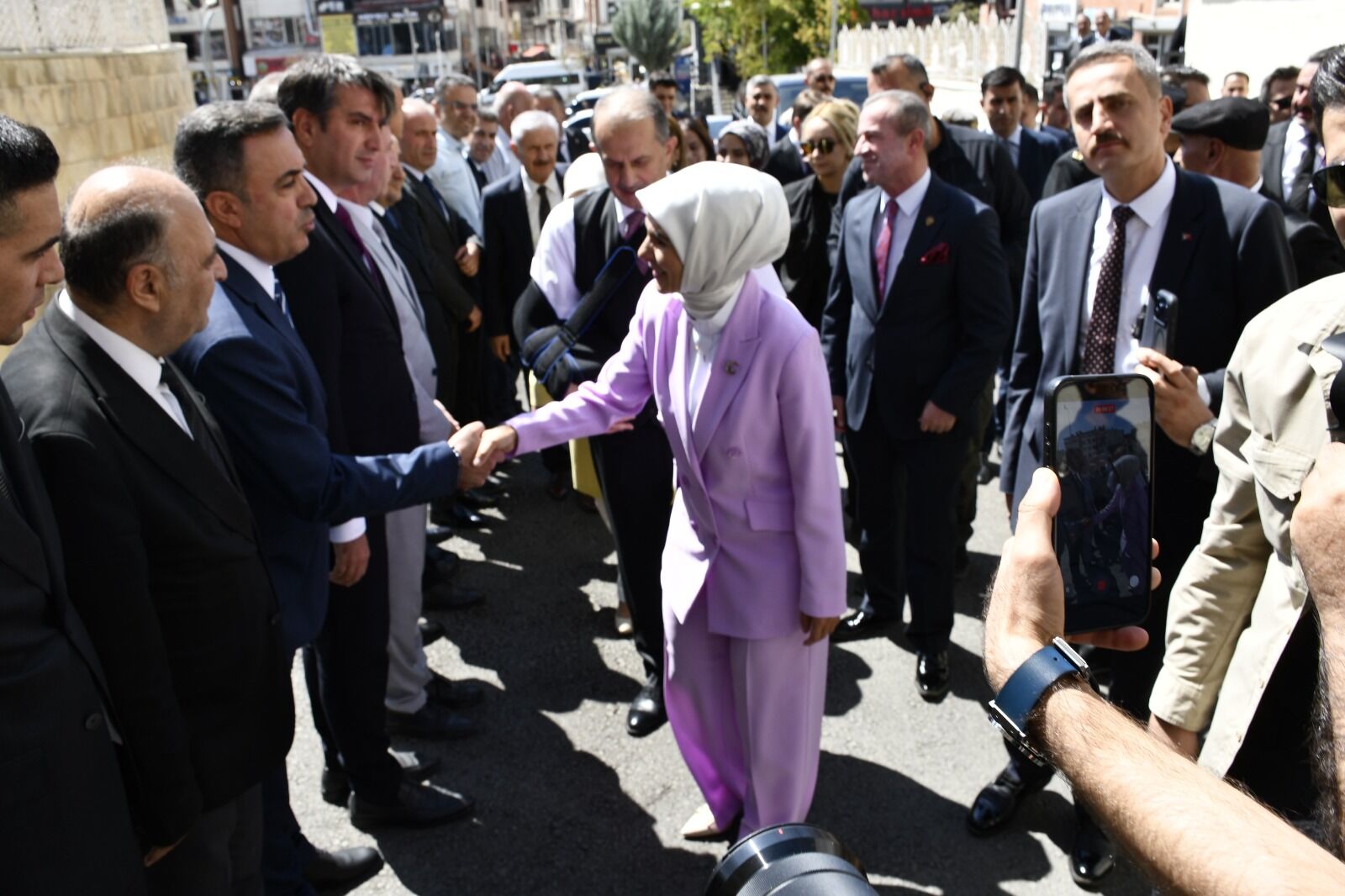 Bakan Göktaş'ın Hakkari Temasları Başladı