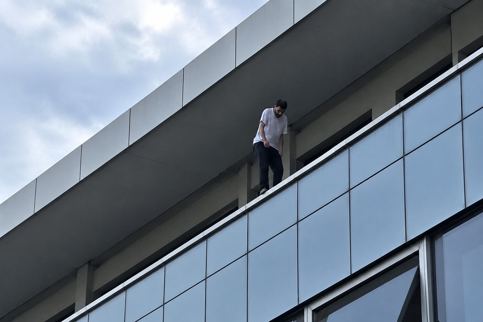 Van’da intihar girişimi ekiplerin müdahalesiyle sonlandırıldı