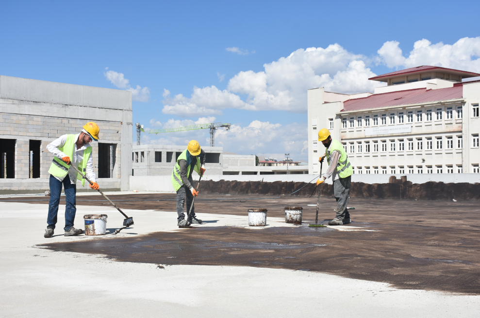 Vanin Sehir Hastanesi Depreme Dayanikli Teknolojiyle Yukseliyor (2)