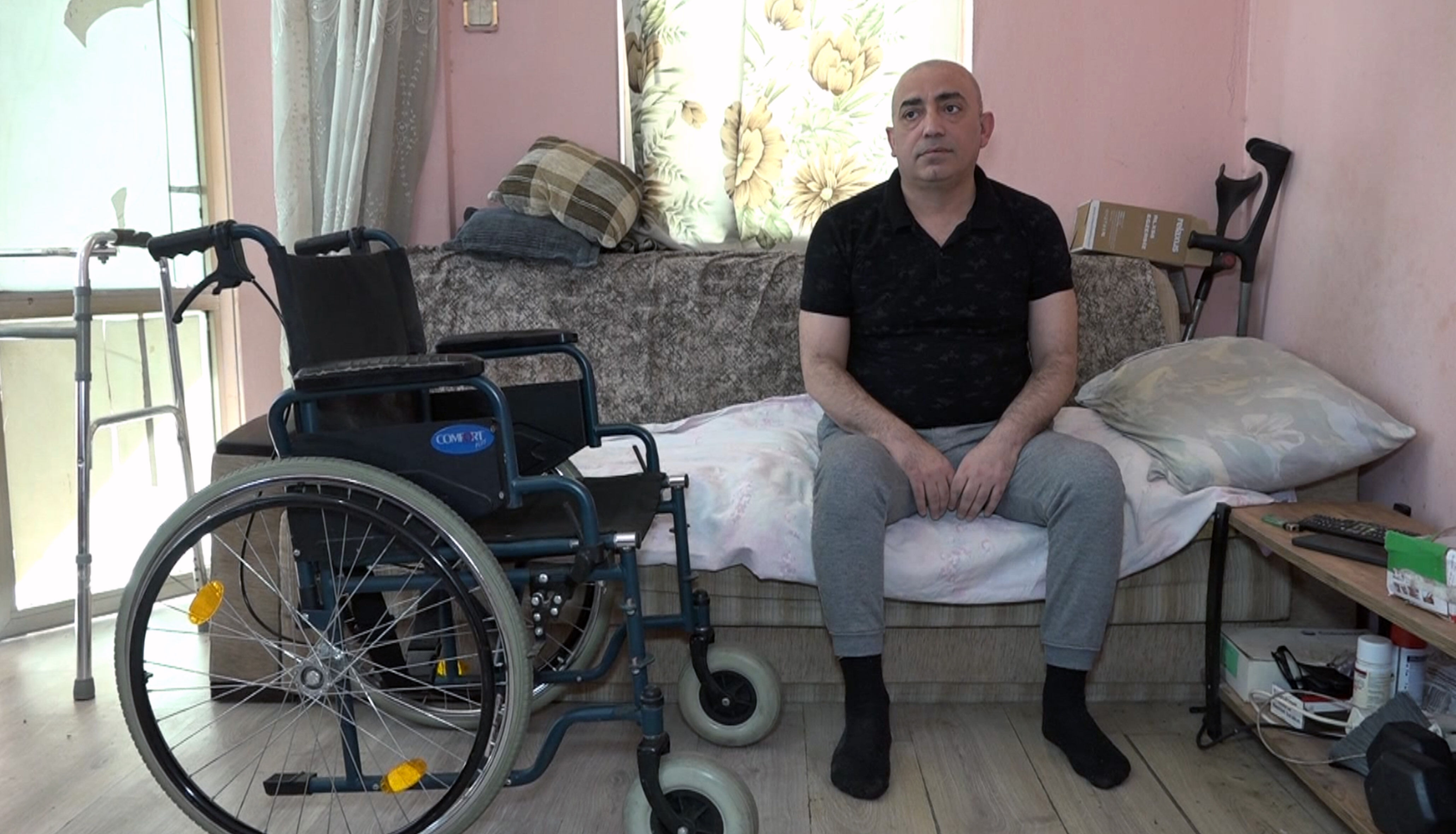 Bir gecede felç kaldı, tekrar adım atabilmek için 3 yıldır çalışıyor