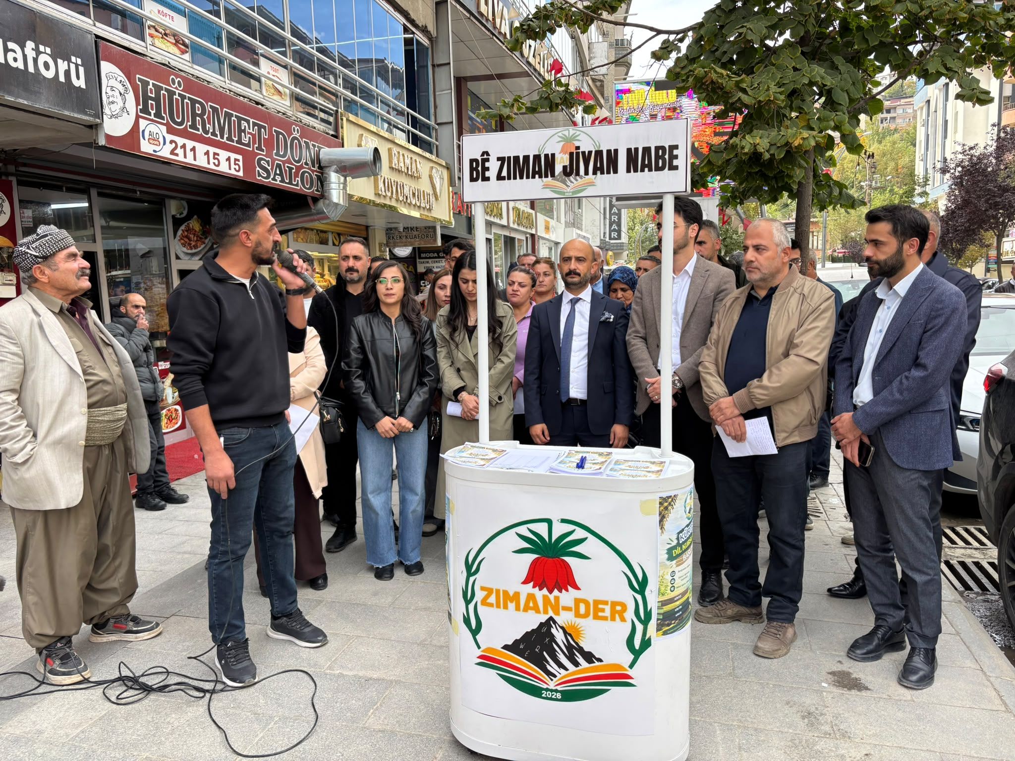 Hakkari’de Kürtçe Kursları için basın açıklaması yapıldı