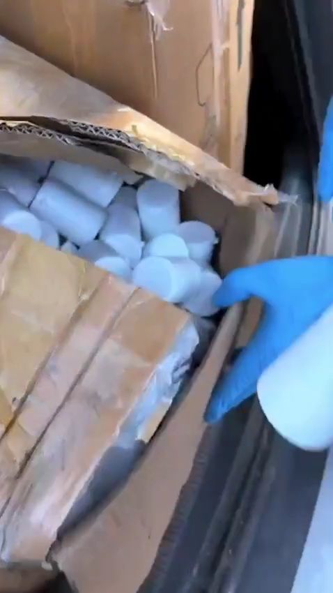 225 bin 960 sentetik ecza ele geçirildi 2 tutuklama