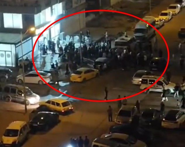 Nişan töreninde tekmeli yumruklu kavga