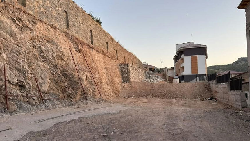 Çukurca’da altyapıdan restorasyona kapsamlı çalışma
