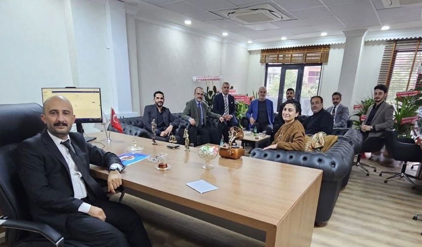 Hakkari ÖHD’den Baroya tebrik ziyareti